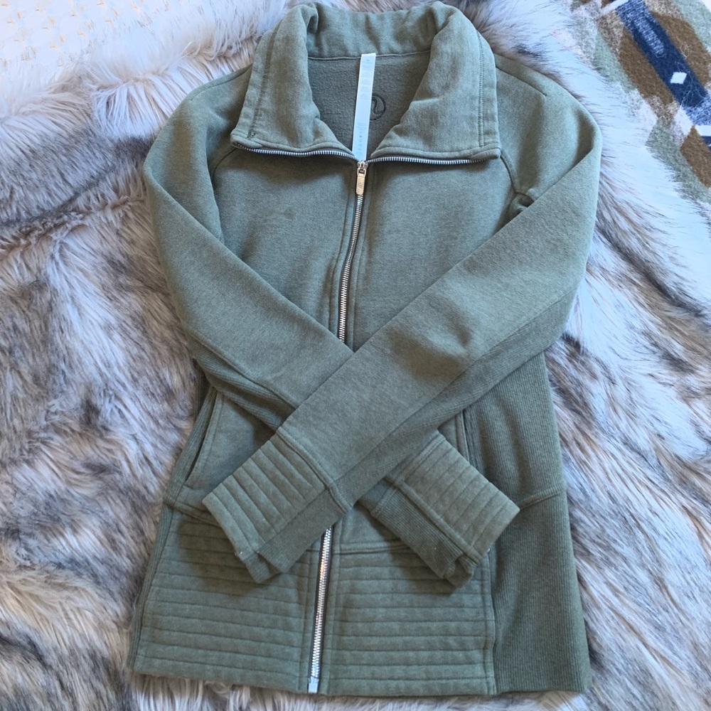Lululemon zip up sweatshirt